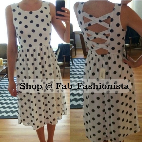 Forever 21 Black and White Backless polka Dot midi Dress - Picture 3 of 13